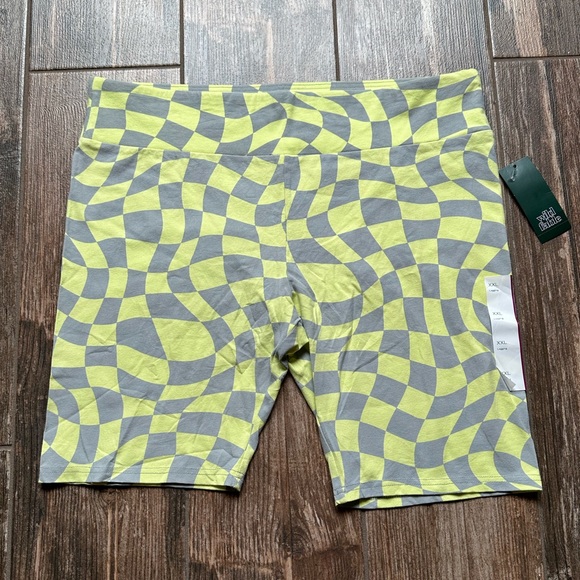 𝕐𝕖𝕝𝕝𝕠𝕨 𝕔𝕙𝕖𝕔𝕜𝕖𝕕 𝕓𝕚𝕜𝕖𝕣 𝕤𝕙𝕠𝕣𝕥𝕤!❁ - Picture 2 of 6